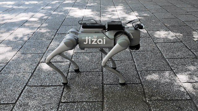 四足歩行ロボットGo2（Jizaiカスタムモデル） 3